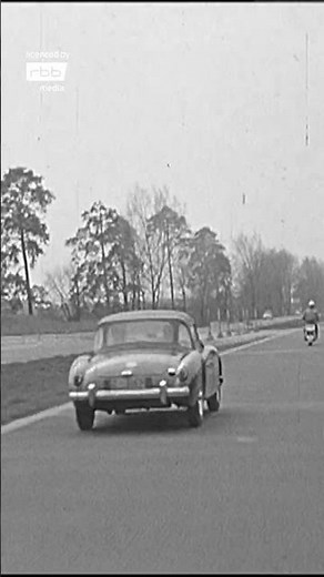 Fahrt auf der Berliner AVUS 1954 #retro