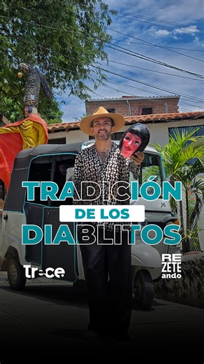 Así se vive la tradición de la Fiesta de los Diablitos 🎨🥳🎉 una de las celebraciones más antiguas de #santafedeantioquia junto a Anderson Labrador de #Rezeteando en #ElPaísDeLaBelleza 🇨🇴 | Canal Trece Colombia