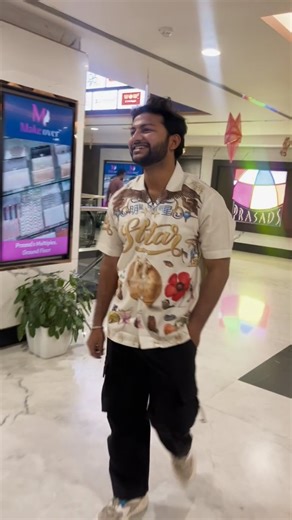 Anchor Pawan on Instagram: "@starforyaoffl brand which had crazy look and collections🤩🤩💖 . . #starforya #clothes #outfit #anchorpawan"