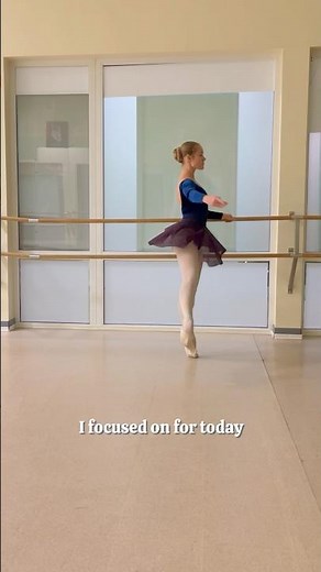 Training in my own/Ballet: DAY 429 #ballerina #balletlessons #profesionaldancer