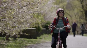 HBO's First 'Girls' Season 4 Teaser Sets Hannah Up For A Fall - SlashFilm