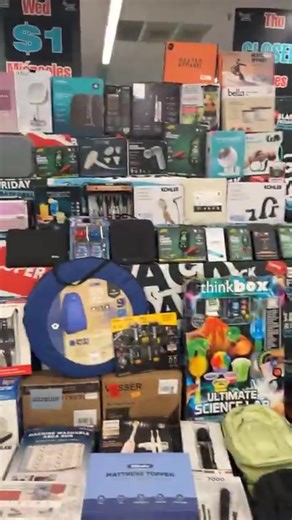 21K views · 161 reactions | CHRISTMAS EVE EVENT SNEAK PEEK  Join us for an exclusive Christmas Eve Event you won’t want to miss! ️ Special Discounts  Surprises & Giveaways  First look at select deals  Christmas Eve ⏰ 9AM-4PM Shop early. Save big. Celebrate the season with us! #ChristmasEve #SneakPeekEvent #HolidayDeals #ChristmasShopping #ShopEarly | Az Daily Doorbuster | Facebook