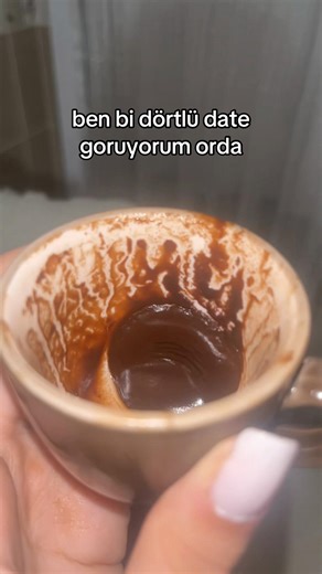 Kahve Falı ile Dörtlü Date Deneyimleri