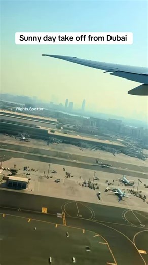 Emirates B777 takes off from DXB #emirates #b777 #takeoff #dubai #travel #aviation | Flights Spotter