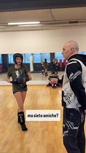 1M views · 6.4K reactions | Lo sport è anche questo : È bello aiutarsi e sostenersi a vicenda. Piccoli consigli per una grande crescita ❤️ Seguimi  @maxgighen • • • #amicizia #sport #ring #vincere #boxe #esame #pugilato #coach #striking #maestro #kick #kickboxing #training #trainingday #fightergirl #allenamento #gym #palestra #video #virale #tutorial #consigli | PRO EVOLUTION FIGHT | sport da combattimento | Facebook