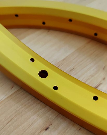 Rim designs – How different rim designs affect spoke length.