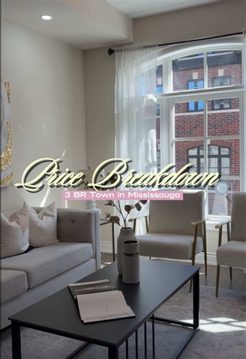 Streetsville Townhouse | Price Breakdown 💰 🛏️ 3 Bed | 🛁 2 Bath | 📐 1,594 sq ft 🚗 1 Parking | 🗄️ Custom Built-Ins | 🌿 Rooftop Terrace 🏙️ Prime location in the heart of Streetsville, Mississauga ✨ Perfect for first-time buyers, growing families, or professionals looking for modern, spacious townhome living. 💸 Financial Snapshot: • 🏷️ Listed Price: $699,999 • 💰 Minimum Down Payment (6.43%): $45,000 — split it with a partner: $22,500 each • 🏦 Total Mortgage: $682,508.96 (includes $27,509