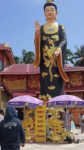 The Mother Goddess Statue at Lien Hoa Pagoda
