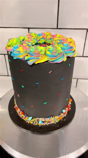 Delicious Neon Cake for UV Party