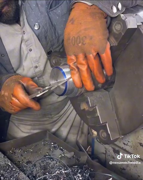 Repairing a Broken Fifth Wheel Pin and Threads