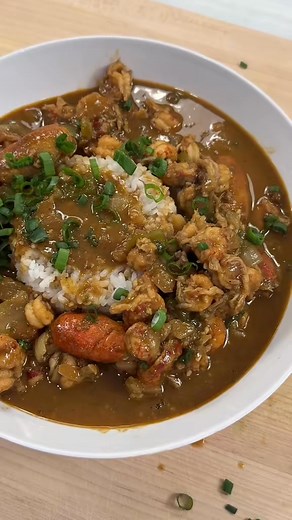 Crawfish Bisque 🦞 🍚 Happy Fathers Day! Recipe below 👇🏼 #FathersDay #crawfishbisque #dinner | Whatcha Cookin’ Gabby