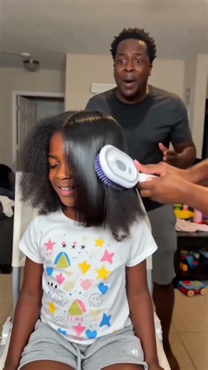 Portable Hair Straightening Brush Review
