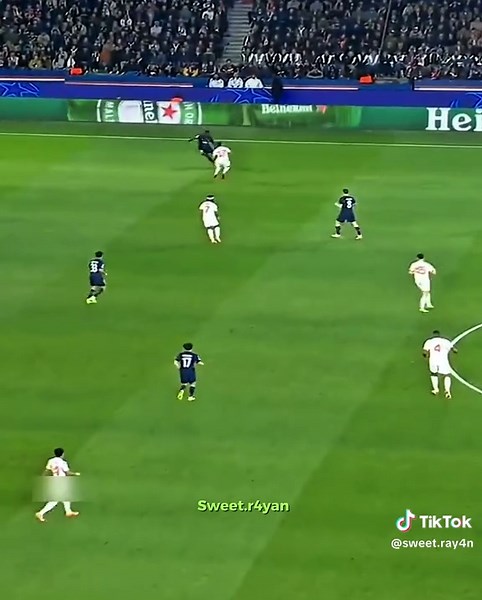 Olise 🔥🥶: PSG vs. Bayern Edit with Nuno Mendes