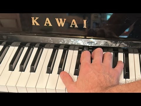 Playing Piano 🎹 live!