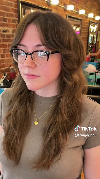 When a client isn’t a fan of a heavy styling routine at home, I also do minimal styling in-salon (at least for our first appointment) so we can truly see what their hair will look like day to day and so we can make sure the haircut is going to hit all of our goals. This cut was completely handstyled and diffused with CULT KING Tonik and a teeny tiny bit of C K Jelly for light hold and a more airdried, natural result. #haircut #shaghaircut #beforeandafter #lowmaintenancehair #vintage