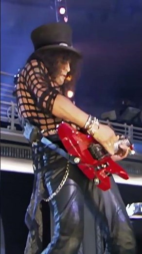 Michael Jackson & Slash Team Up - 'Beat It' Guitar Solo #shorts #guitarsolo #slash #michaeljackson