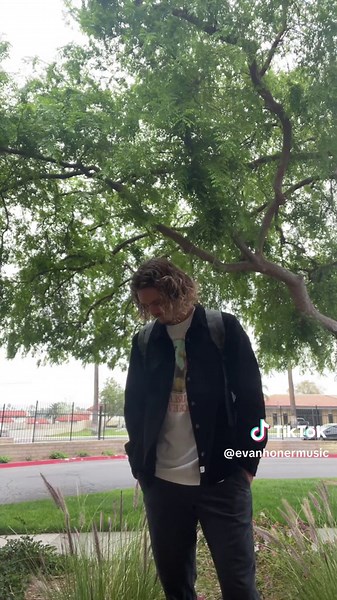 The Original Singer-Songwriter: Evan Honer's Girlfriend