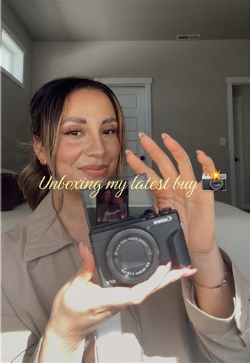 Unboxing the Canon Powershot G7X Mark III on Sale!
