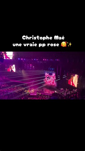 Christophe Maé et Helena Talk petite danse Concert du mercredi 14/01/26 #christophemae #helena #helenabailly #lesrestosducœur #fyp @Hélé @Christophe Maé