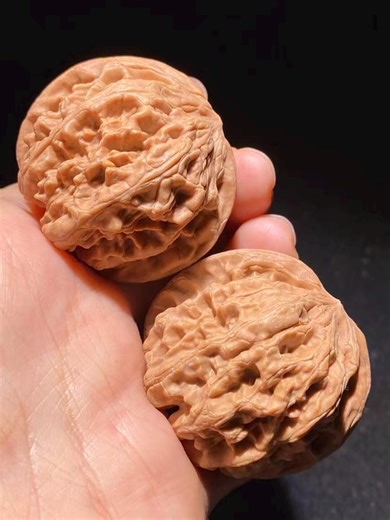 Collector's Grade wild bison ye niu Lion head Wenwan walnut Walnuts 42mm - Pair YN001 - Hand Exerciser Meditative Tool - Wood Fidget Toy