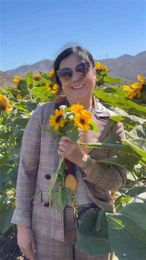 Hello October 🌞 | Hong Mai