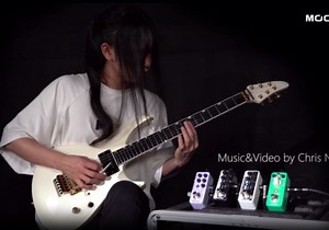 MOOER R7 Guitar Reverb Pedal, 7 Different, Rich and Classic Reverb Types With High Cut, Low Cut, Trail On Function, Buffer Bypass, Storable preset