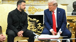 Deux pays en Europe continuent d'acheter du pétrole russe: ce qui rend Trump "très mécontent" selon Zelensky et Macron