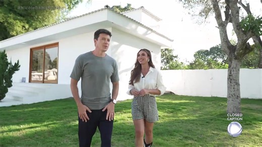 842K views · 28K reactions | Nicole Bahls é uma máquina de fazer memes e todo mundo sabe! Durante sua passagem pelo programa Pânico na TV, e pelos realities shows da Record TV, #PowerCouple e #AFazenda, ela soltou frases marcantes. Enquanto mostrava sua horta para Rodrigo Faro, ela relembrou momentos importantes de sua carreira #NicoleBahlsNoFaro #HoraDoFaro | Hora do Faro | Facebook