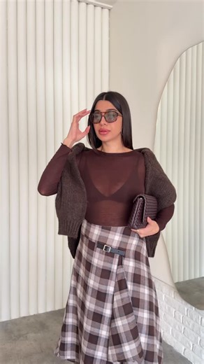 GAUS on Instagram: "Tokalı ekose eteklerin güzelliğine bakın 🤩🤎 Sadece 899,9₺ Stok adı : Gaus-00844"