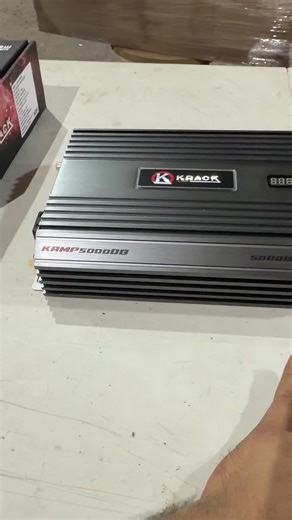 Caraudio: amplificador Krack y bajos potentes en acción