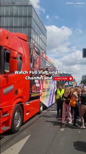 CSD Berlin Germany 🇩🇪 - Naked Girls 🩵🧡#Shorts #CSD #Berlin #lgbtq
