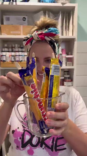 1.5M views · 8.6K reactions | Part 17. ASMR  #NOTanAD #tiggamac #okiedokie #hack #cakehack #maltesers #asmr #caketutorial #tutorial #cakevideo #cakedecorating #cakedecorator #reels #reelsfb #reelsviral #reelsvideo #reelsatisfying #coldestmoment #fyp | Lou Ditch | Facebook