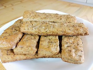 Cheesy Crackers - Homemade Cheese Crackers Recipe