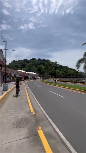 Loved biking in Panama City 😍#panama #panamacitypanama #familytravel #travelvlog #travel