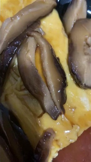 Japanese home cooking: Shiitake mushrooms and egg in a thick sauce #japanesefood