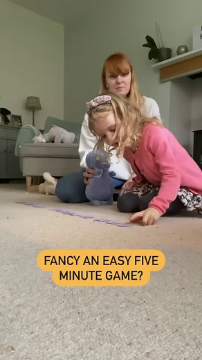 A simple numbers game for anything from first recognising numbers 1-5 or learning times table sequences! You only need four items and five minutes…! #mathsgames #learningmaths #eyfs #numbergames #learningthroughplay | Five Minute Mum