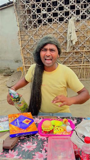 Mummy k pass bhut sara chocolate 😱💗🥰#mummy #chocolate #funny #youtubeshorts#comedymove #comedymove