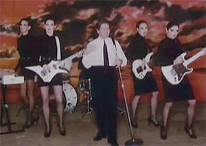 Little black dresses. White guitars. Red lips. This Robert Palmer hit went #1 OTD in 1986. Queue up “Addicted to Love” at your favorite #AMIjukebox venue and show us your sweet 80s moves. #RobertPalmer #AddictedtoLove #charttopper #80smusic #AMIjukeboxes | AMI Jukeboxes & Music App