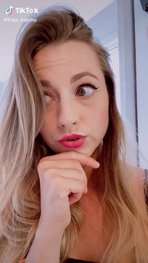 Every time I drop something, my neighbor be like.. #fyp #dlaciebie #foryoupage #4u #viral #neighbor #life #funnyvideos #funnyme #foryoupost #life