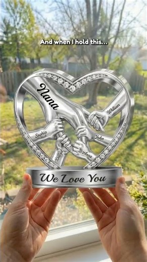 Create Memories with Our Custom Shaped Acrylic Plaque!