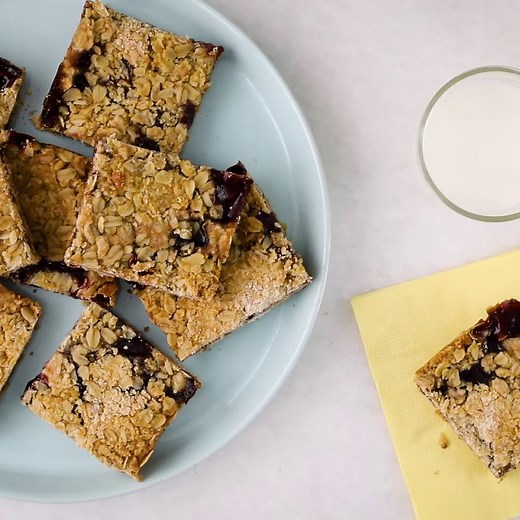 62K views · 377 reactions | Delicious Raspberry Oatmeal Cookie Bars...