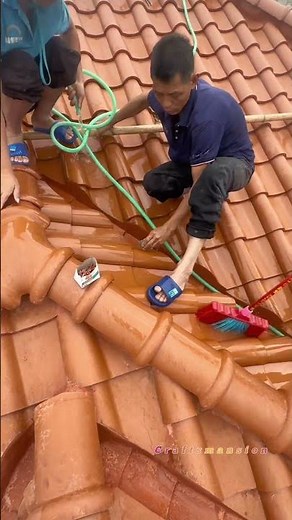 Learning How Professionals Seal and Repair Leaks on Tile Roofs