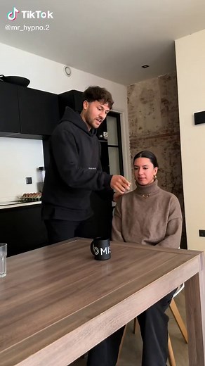 ‏girl hipnosis #girlFreeze #hypnotized