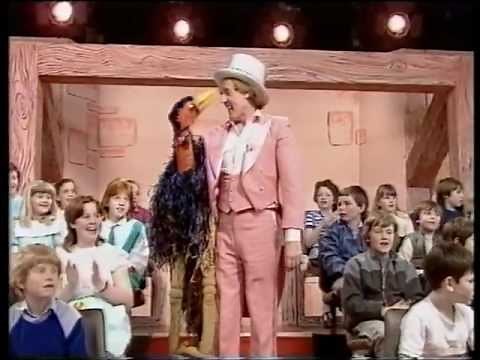 Emu's All Live Pink Windmill Show S2E1 (1985) - FULL EPISODE