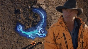 Corriendo contra el tiempo, esta pareja de cazadores de fósiles se apresura a investigar los posibles restos de un Tyrannosaurus Rex que podría valer millones de dólares antes de que llegue el invierno, pero se encontrarán con un problema inesperado ¡Mira el video y descubre qué sucedió! 🦖🦴😮#CazadoresdeDinosaurios | Discovery Latinoamérica