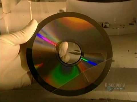How are CDs made