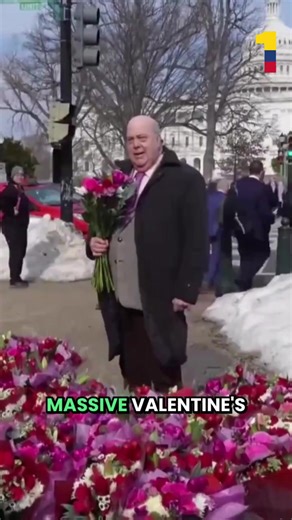 Colombia Marks Valentine’s Day Giving Flowers to US Congress and Passerbys in Washington Colombia sent flowers to 535 offices of the United States Congress in Washington, D.C., for Valentine’s Day, as a symbolic gesture of bilateral friendship. The initiative of sending Colombian flowers to the Congress in Washington was organized by the Embassy of Colombia, led by Ambassador Daniel Garcia-Peña, in partnership with Asocolflores. The goal was to underscore the importance of Colombian floriculture