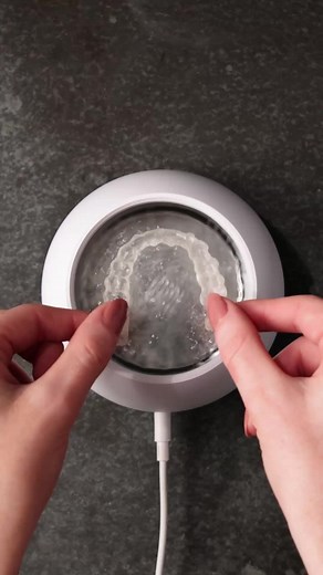 Effortless Retainer Deep Cleaning Solutions