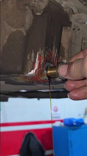 Is This The Worst Way To Change Engine Oil? 😭🛢️