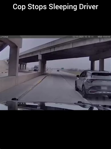 Cop Stops Sleeping Driver #shorts #police #copwatch | cops